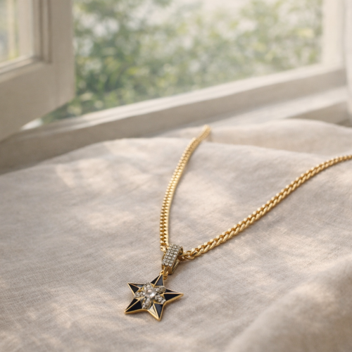 Yıldız Fom Kristal Taşlı Kolye 