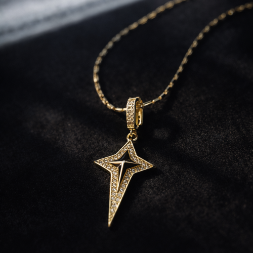 Damla Formlu Üç Sıra Taşlı Kolye 