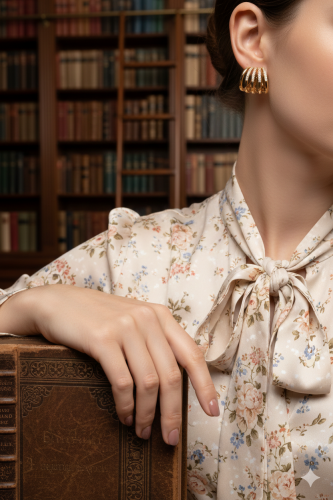 Twisted Hoop (Bükümlü Halka Küpe)